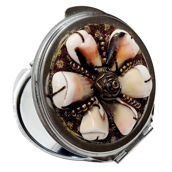 Vintage Silver Tone Handmade Shells & Beads Compact Mirror for Makeup, etc. - Picture 3 of 7